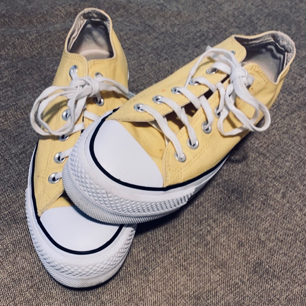 Yellow Platform Converse